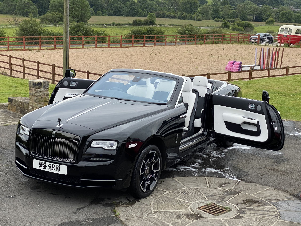 Rolls Royce Dawn luxury car valet